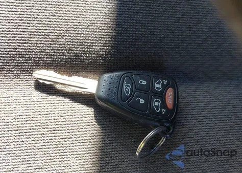 2007 Dodge Grand Caravan Sxt из США, поврежденный, VIN 2D4GP44L37R281106